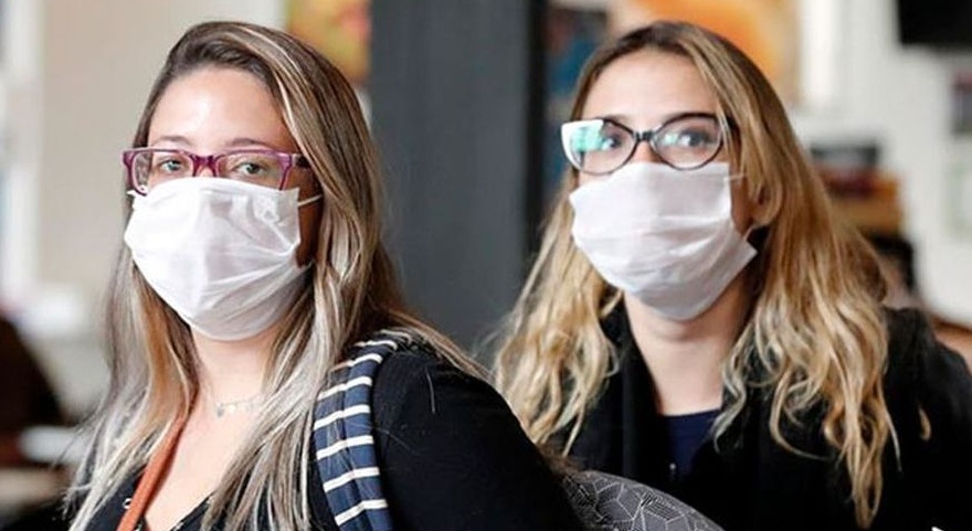 Asesor sanitario del Gobierno pide “que la gente deje de comprar barbijos”