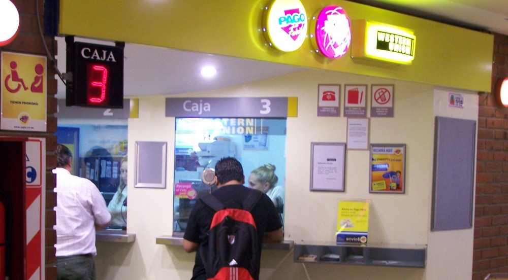 Empresas de cobro de servicios volverán a funcionar desde el lunes