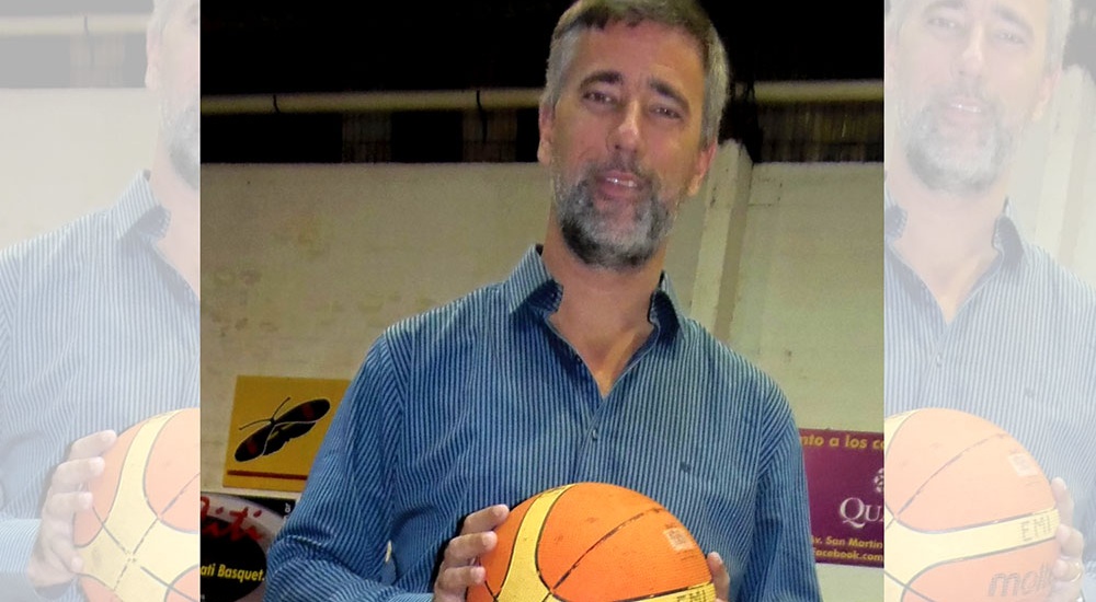 “Es tremenda la ansiedad, principalmente de los chicos, por volver a entrenar y jugar. Cada club está desarrollando diferentes planes de trabajo con sus chicos desde sus casas y eso demuestra el ímpetu que hay”.