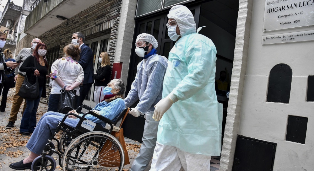 Covid-19: falleció un abuelo y hay siete contagiados en un geriátrico