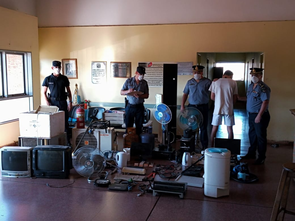 Desmantelaron un “aguantadero” de elementos robados en Garupá