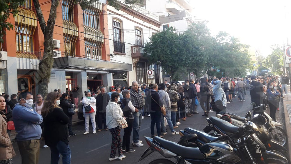 El Central dispondrá la apertura de bancos sábado y domingo