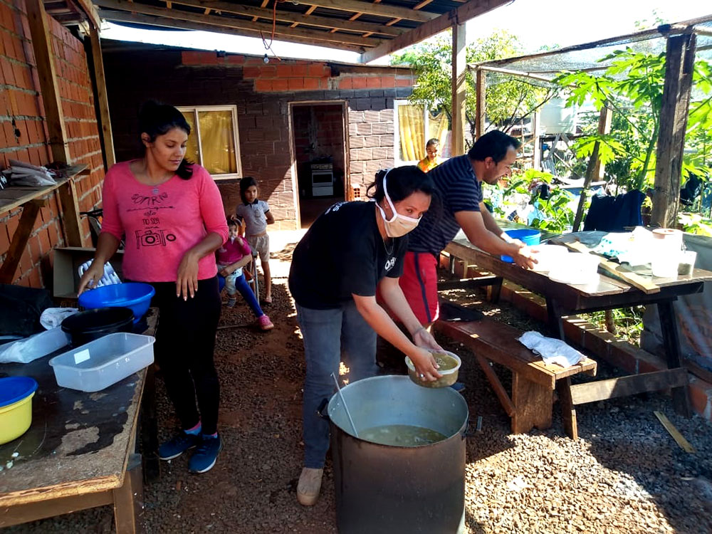 Comedor del barrio Manantiales no da abasto ante la creciente demanda
