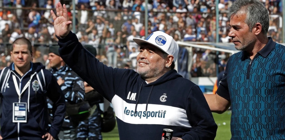 Diego Maradona habló sobre su continuidad al frente de Gimnasia