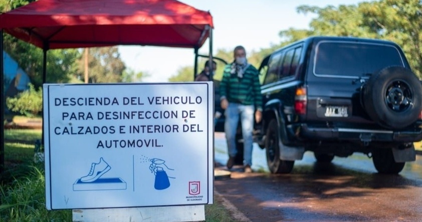 Eldorado: para monitorear a pacientes instalaron cámaras en los polideportivos