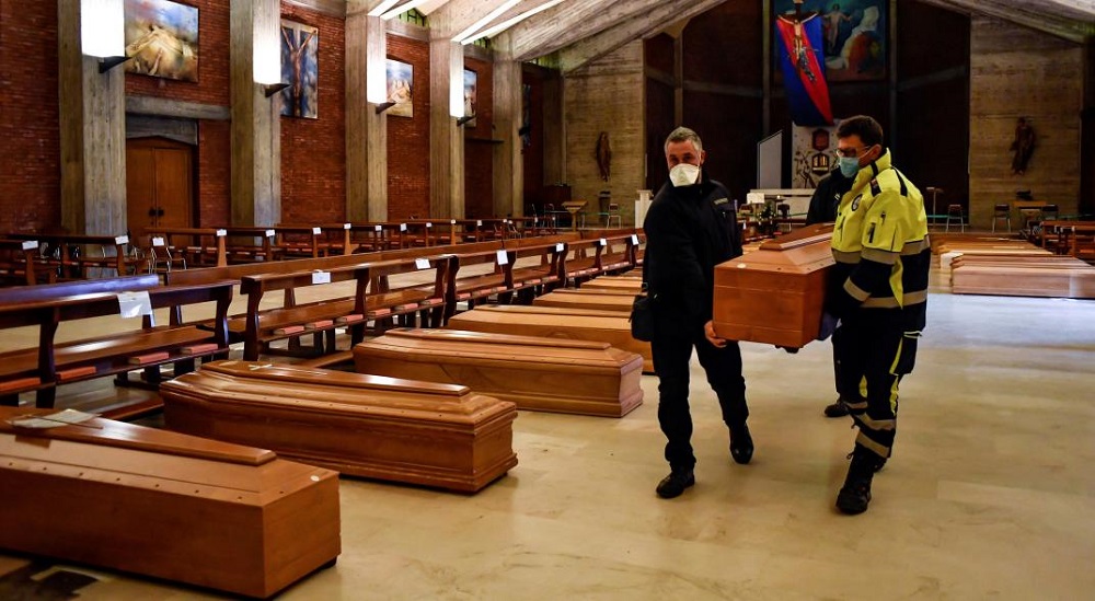 Nuevo aumento de muertes en Italia pone en duda el cese de la cuarentena