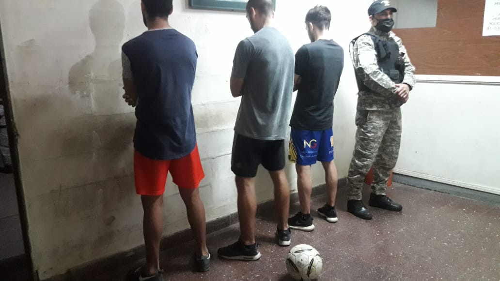 Chaco: detuvieron a tres jugadores de Sarmiento por violar la cuarentena