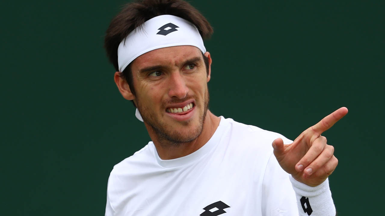 “Leo” Mayer donó equipamiento para el Laboratorio de Corrientes