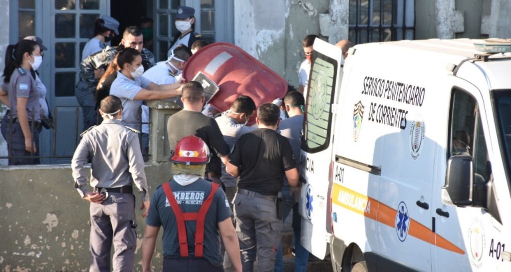 Motín en Corrientes: interno murió de un disparo de un arma anti tumultos