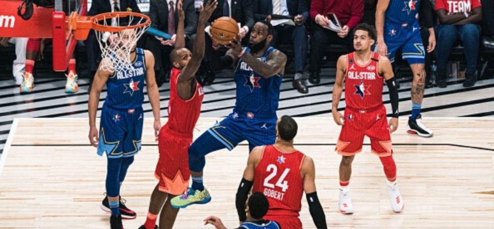 El sindicato de basquetbolistas la NBA pide jugar a “puertas cerradas”