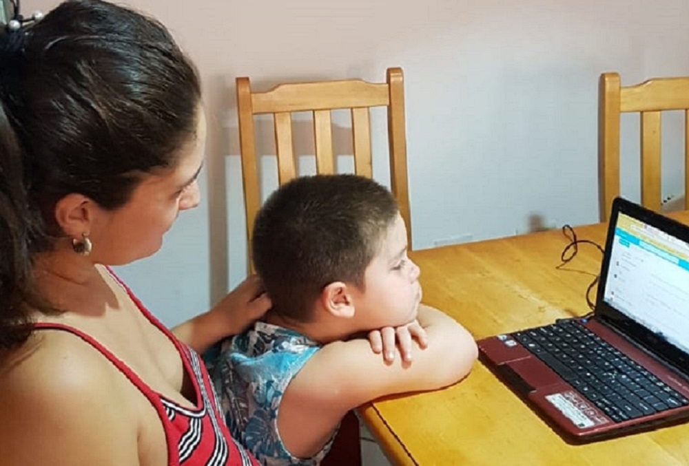 Atenderán por telecomunicación en todos los hospitales de la provincia