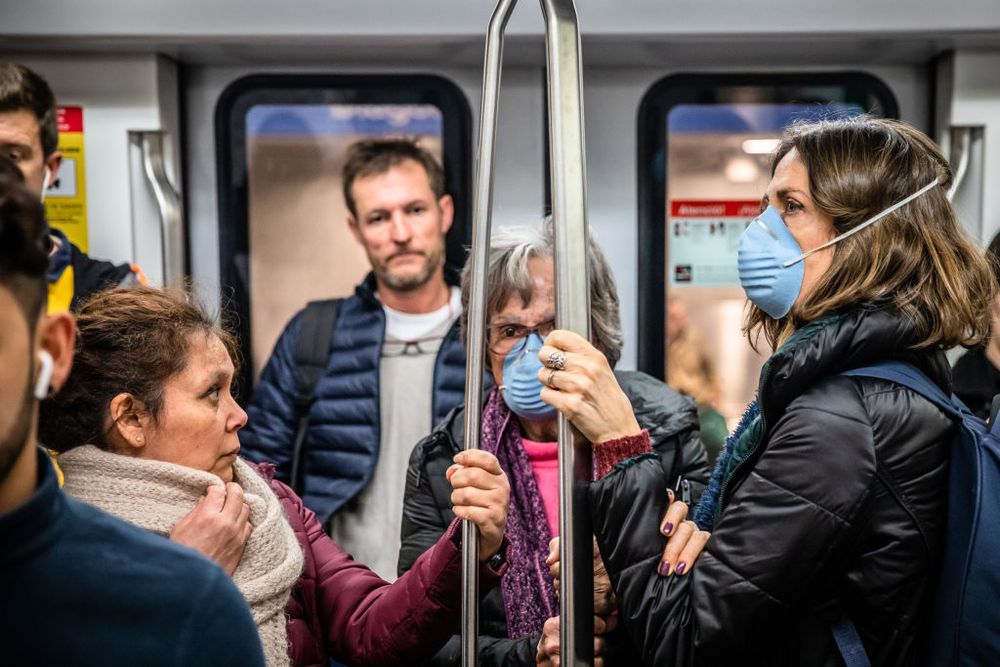 COVID-19: Brasil roza los 375.000 casos y los muertos llegan a 23.473