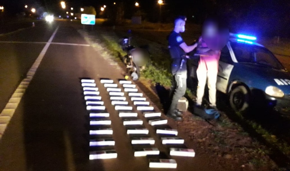 Circulaba con cigarrillos ilegales y fue detenido