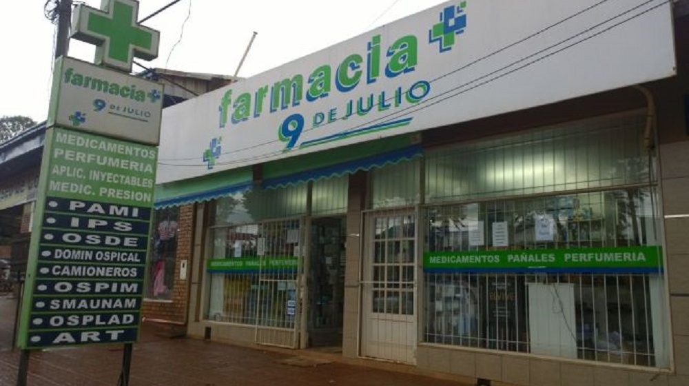 Farmacia de Eldorado cerró sus puertas por posible contacto indirecto