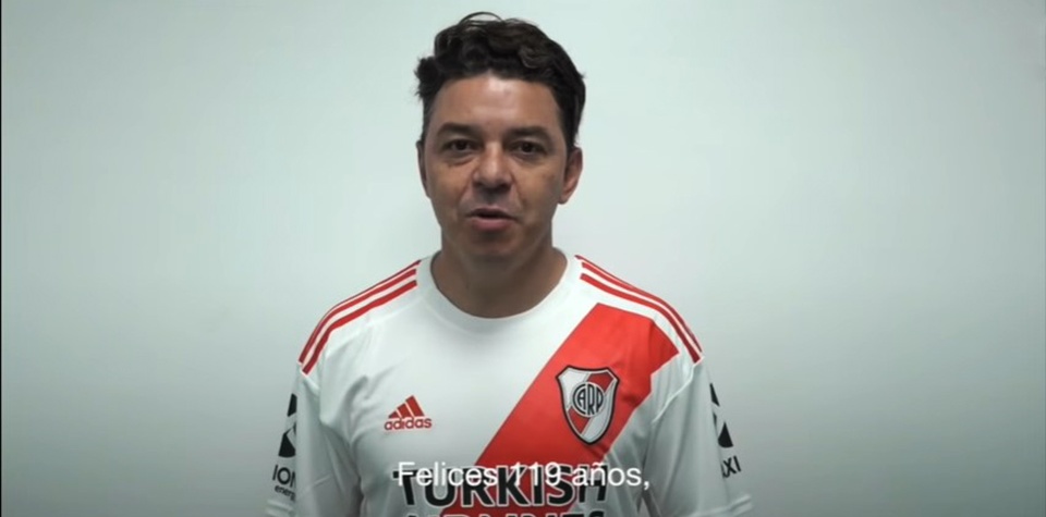 River cumplió 119 años y compartió un video relatado por Gallardo