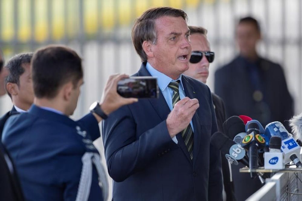 Los medios brasileños no cubrirán más a Bolsonaro en su residencia