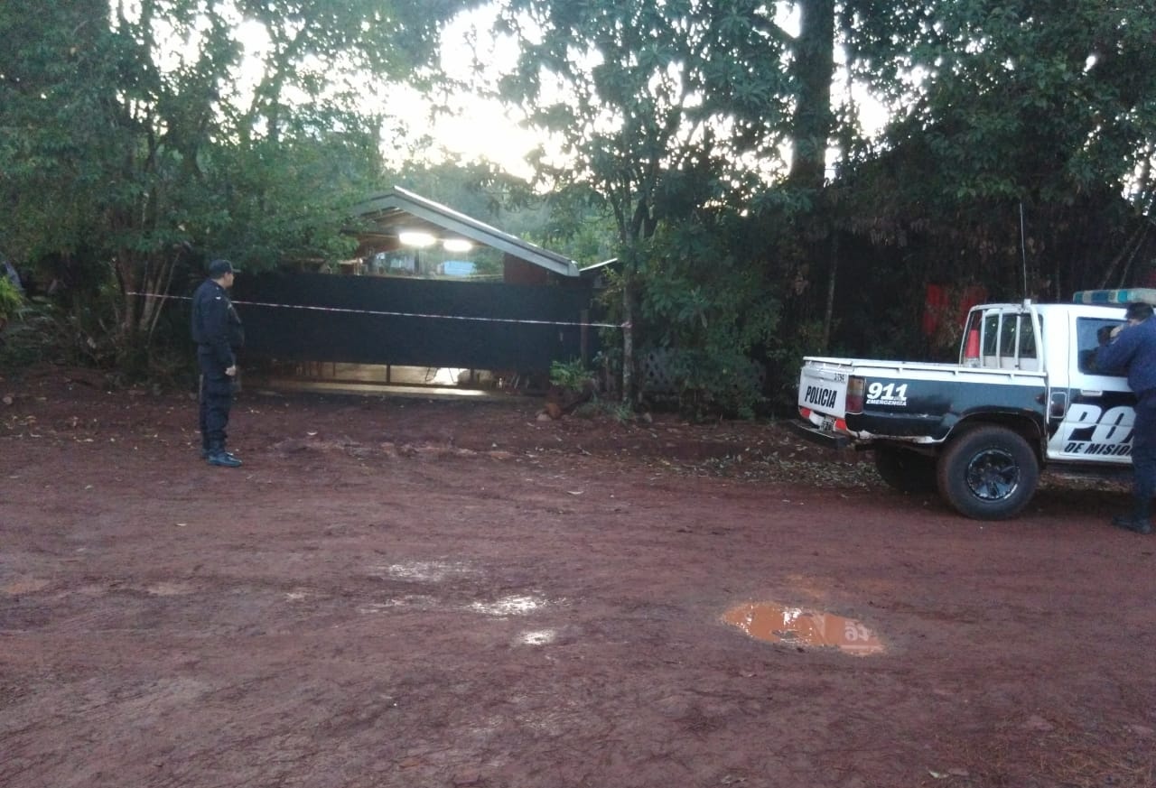 Investigan la muerte de la esposa del exintendente de Liniers, Arnoldo Schoenfisch