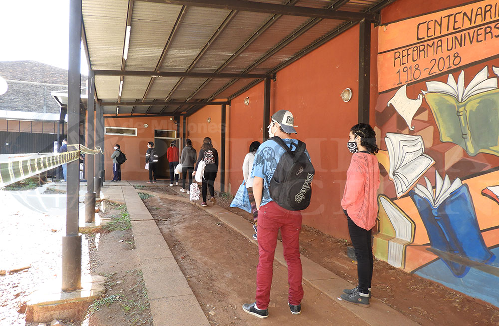 Con más de 300 porciones retiradas, el comedor de la UNaM reabrió sus puertas