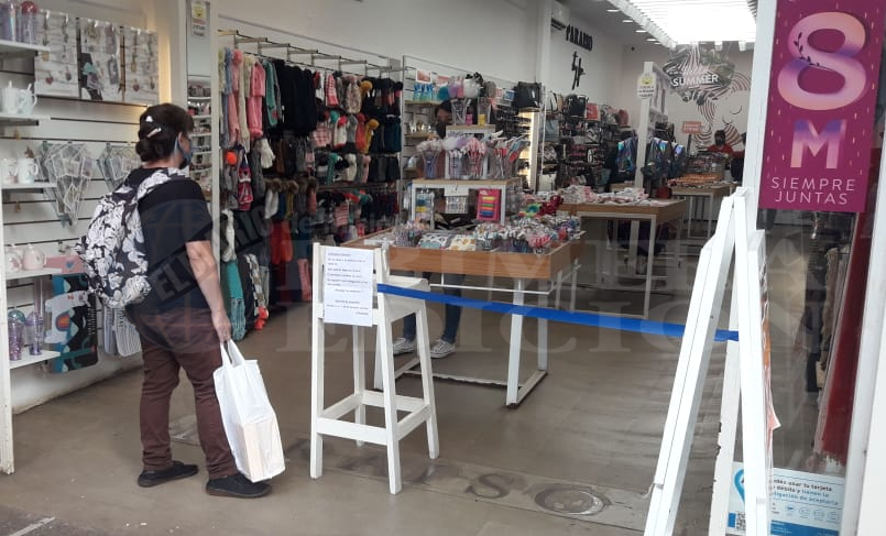 Posadas: Intenso movimiento en el primer día de apertura de comercios