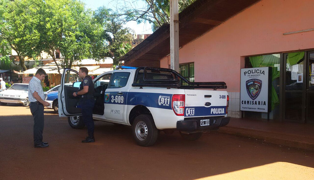 Intensa búsqueda de tres evadidos de la comisaría de Puerto Esperanza