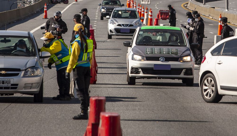 La provincia de Buenos Aires “reducirá el movimiento de gente”