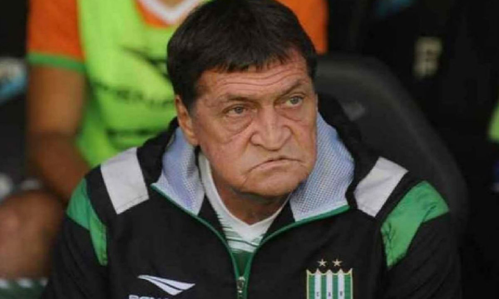 Falcioni dejó de ser el DT de Banfield