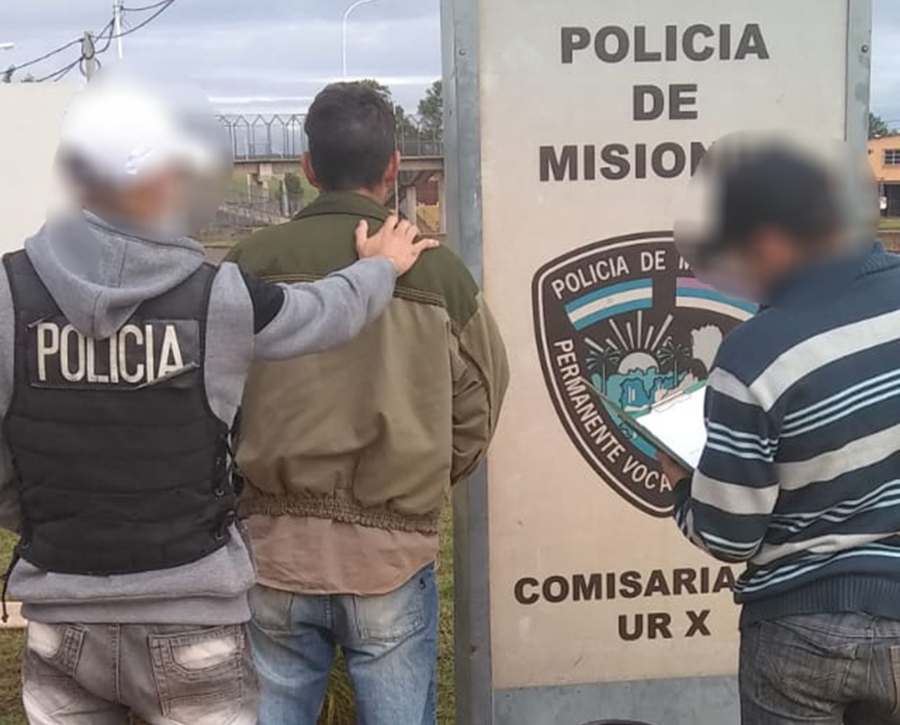 Robo y vendió la motocicleta de su ex pareja en Garupá