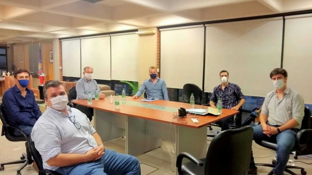 Comerciantes buscan definir con  el Gobierno el regreso a la actividad