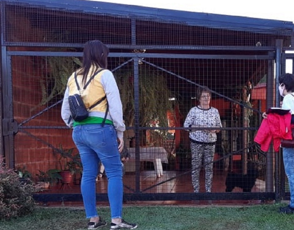 Continúa el operativo de vacunación domiciliaria para mayores de 60 años