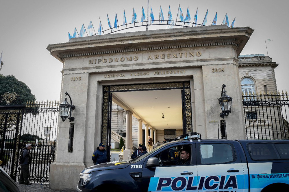 Peones del turf se sienten “presos” en Palermo