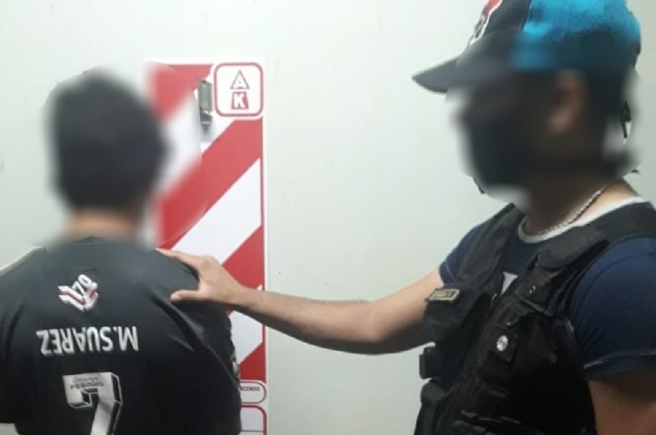 “Monito” le robó $10 mil a su madre