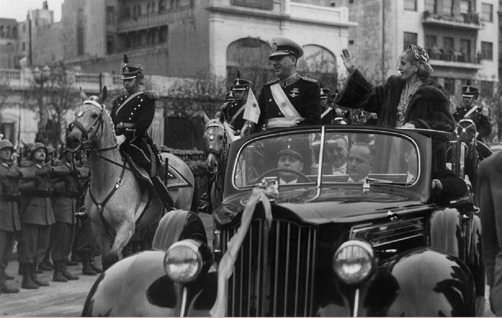 Rematan el auto en el que Perón y Evita pasearon juntos por última vez