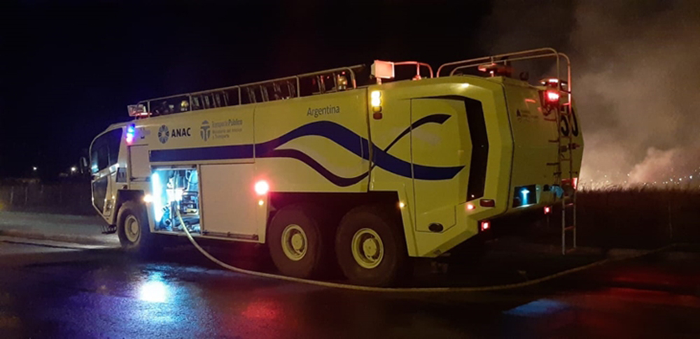 La ANAC destacó el trabajo de los bomberos aeroportuarios en el incendio de Posadas