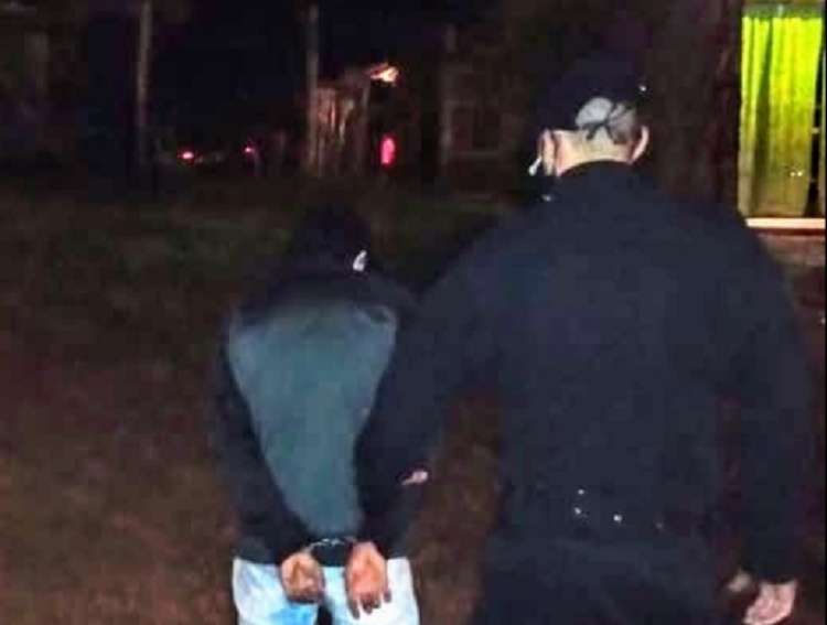 Detenidos por amenaza de incendio de vivienda y golpear a una embarazada