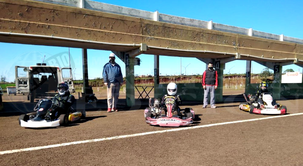 Dejaron caucho en el asfalto