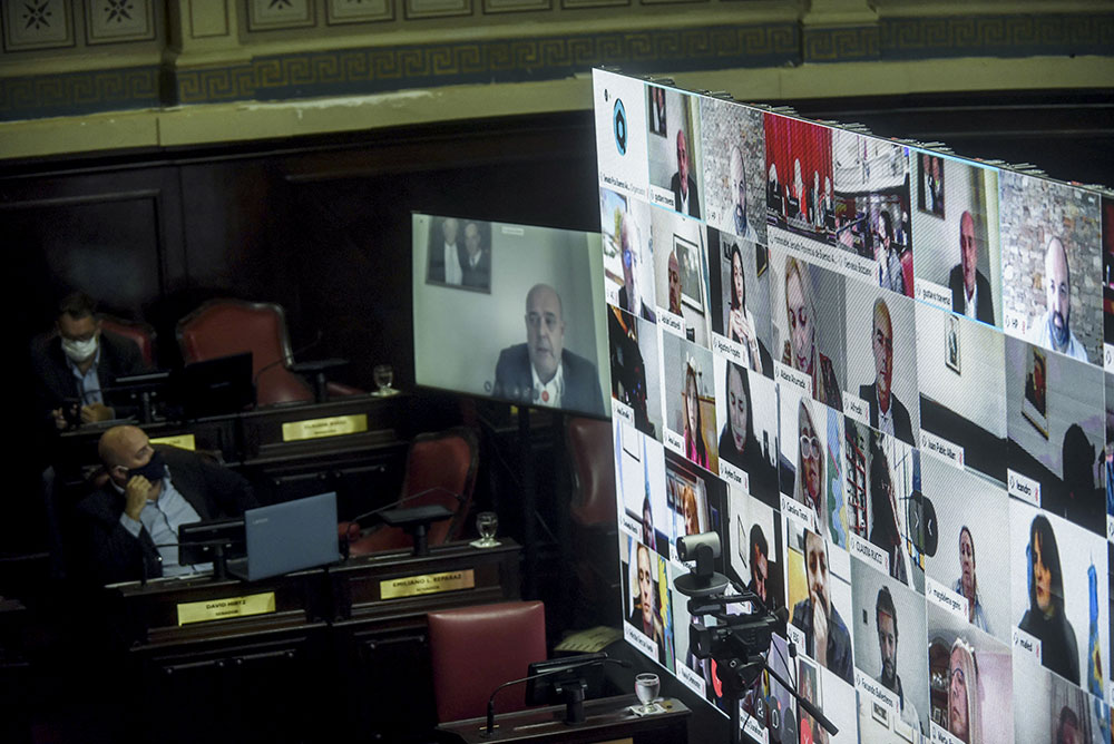 El oficialismo insistirá con las leyes de Alquileres y Educación a Distancia