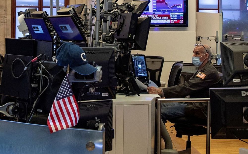 Las acciones argentinas en Nueva York suben hasta 10% y baja el riesgo país