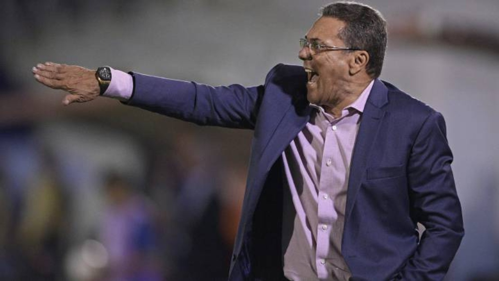 El DT brasileño Vanderlei Luxemburgo tiene coronavirus