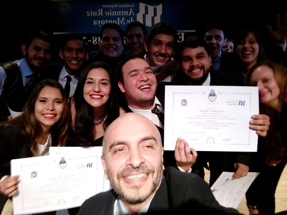 De operador de radio a presentar a Los Pericos ante 10 mil personas