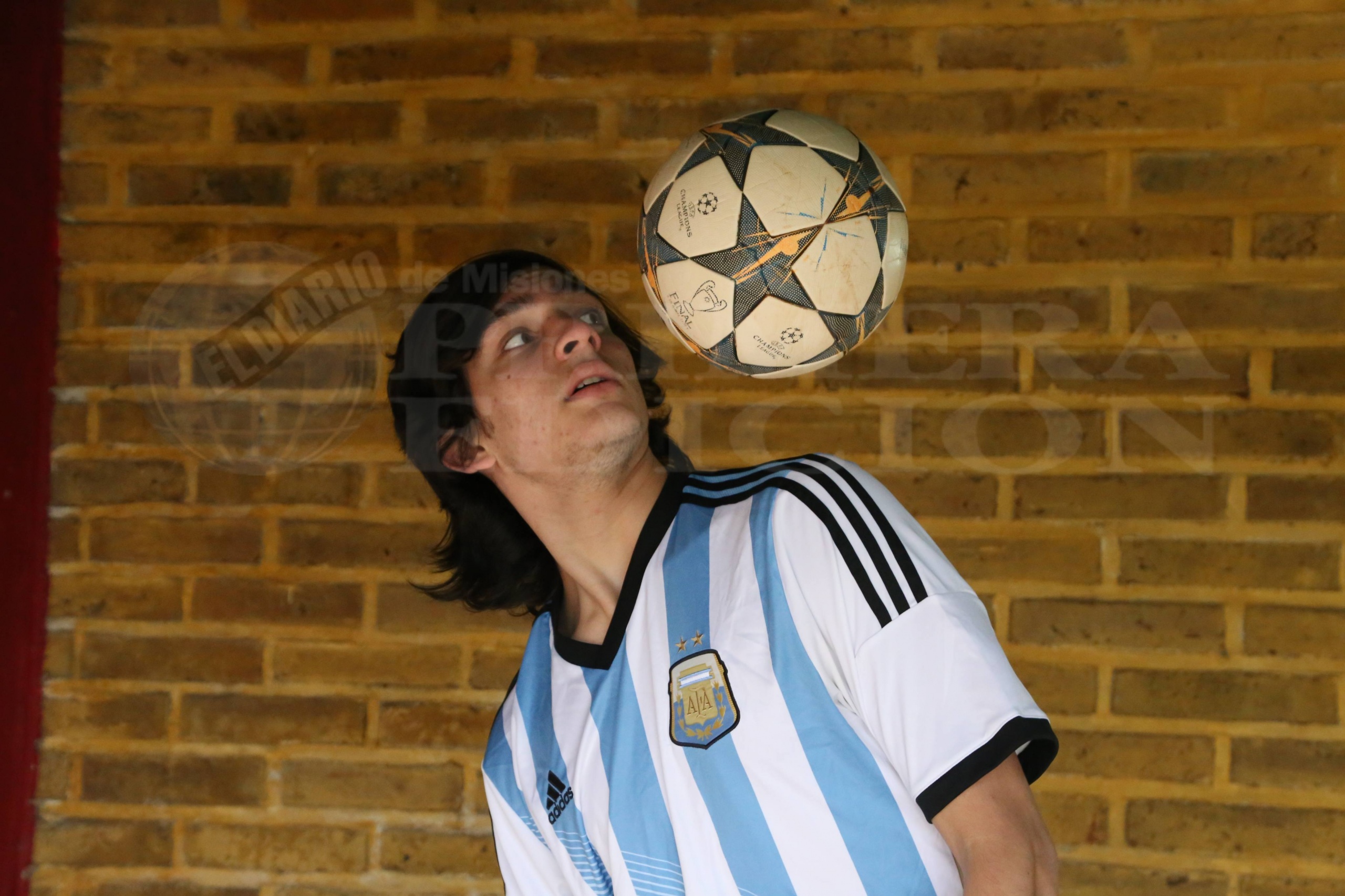 “El freestyle es mucho más mágico que el fútbol”