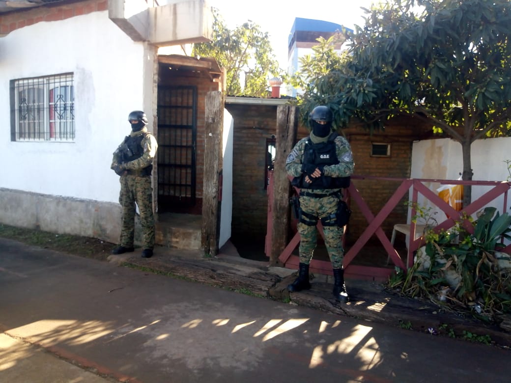 Posadas: detuvieron a un hombre con dosis de cocaína y marihuana en un inquilinato