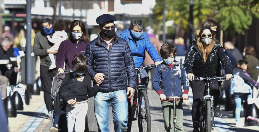 Argentina superó los 300.000 casos y los 6.000 muertos de COVID-19