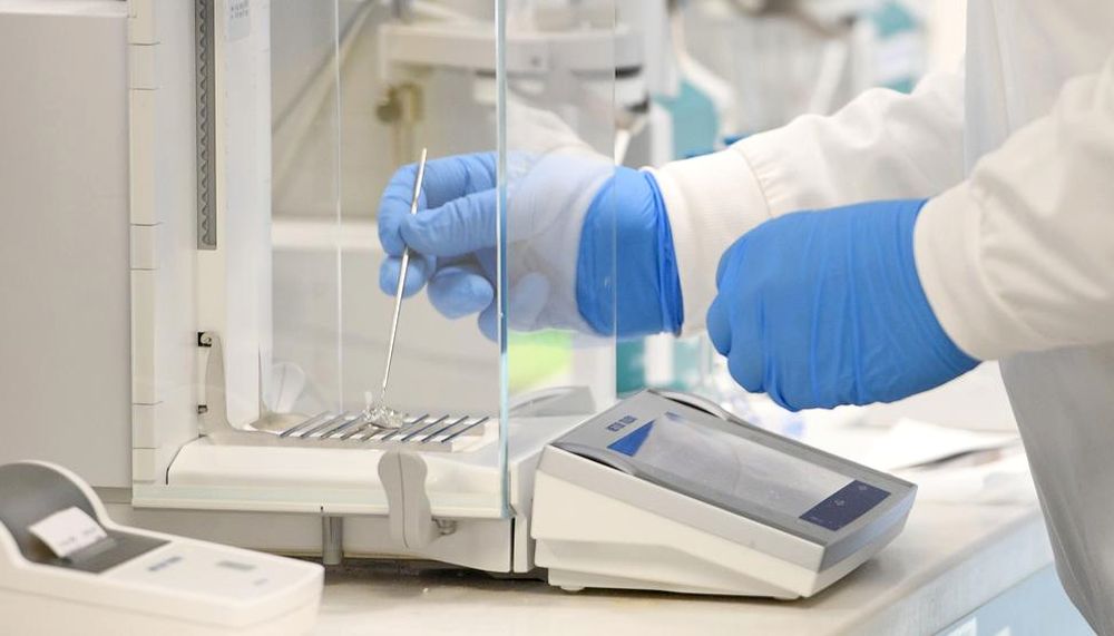 AstraZeneca y Oxford prueban un nuevo fármaco contra el COVID-19