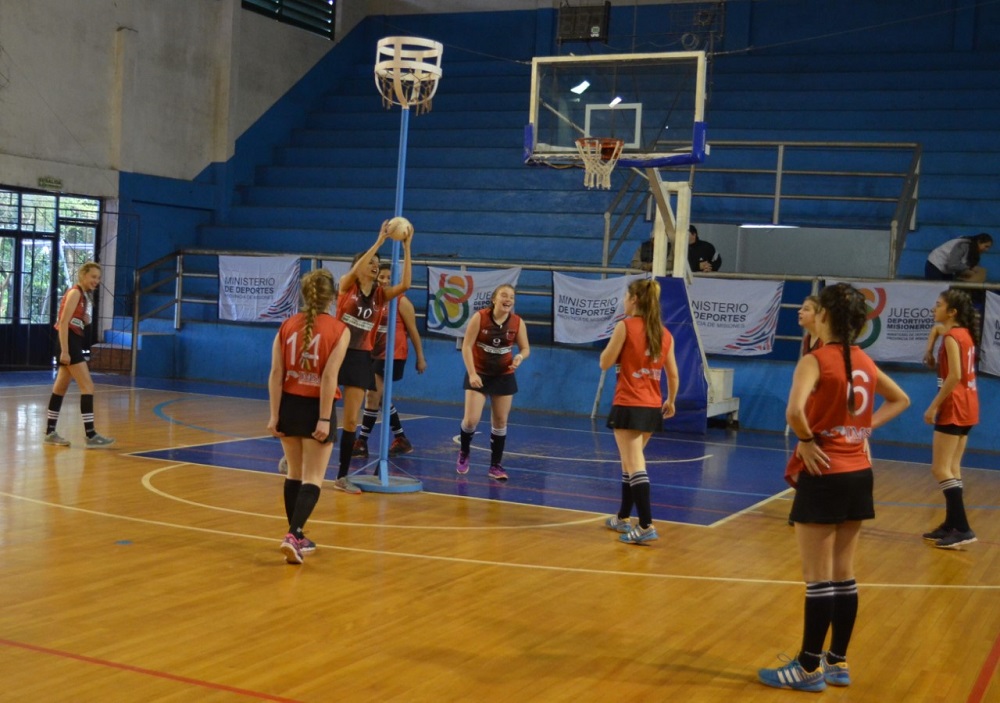 Posadas habilitó la práctica de cinco actividades más