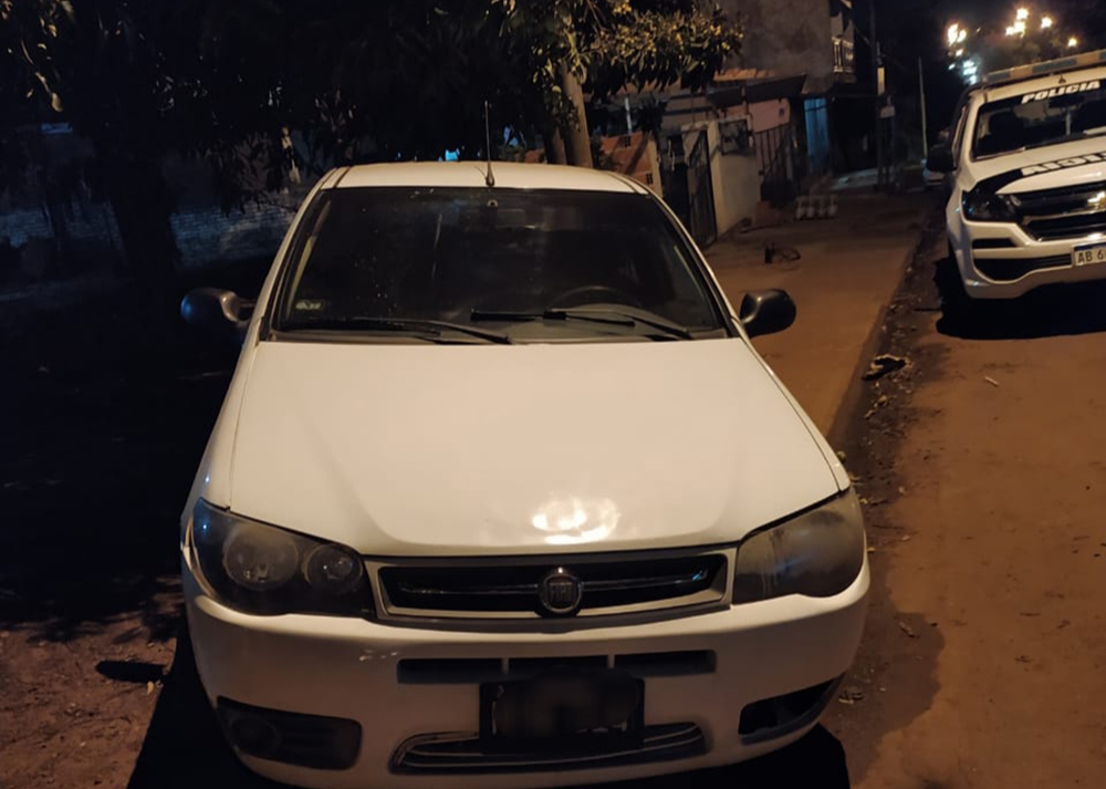 Detienen a conductor que habría huido tras chocar una moto