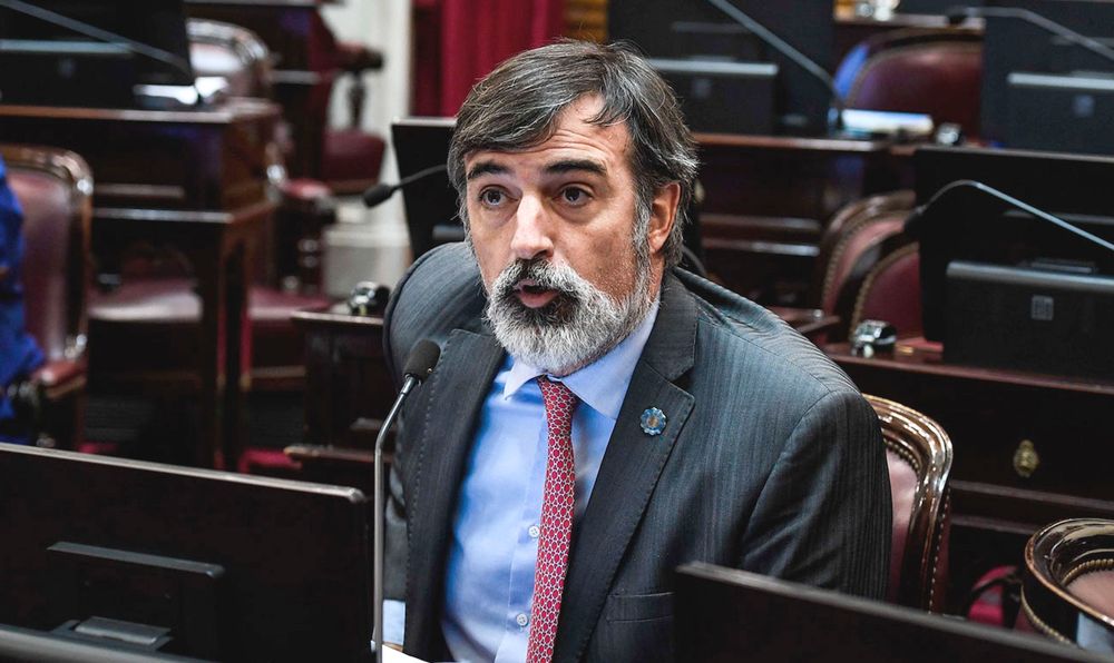 Esteban Bullrich: “Es una gran noticia el acuerdo por la deuda”