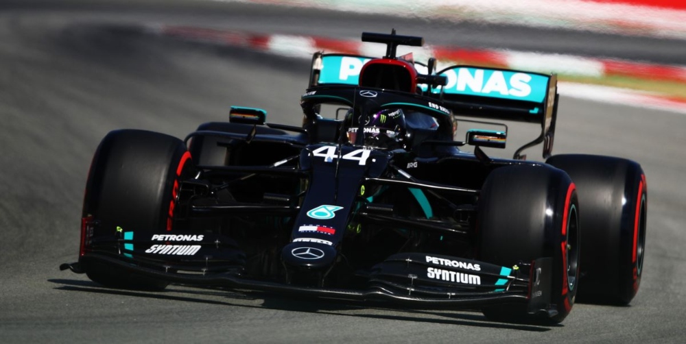 Hamilton y Bottas dominan las pruebas libres en el GP de España