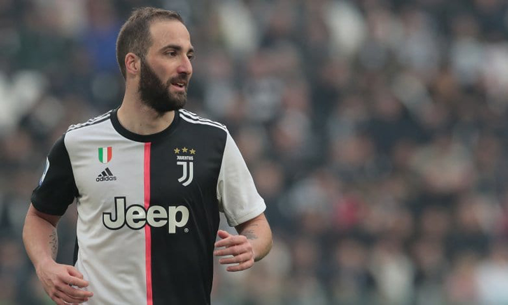 Juventus negocia la salida de Higuaín… ¿teléfono para River?