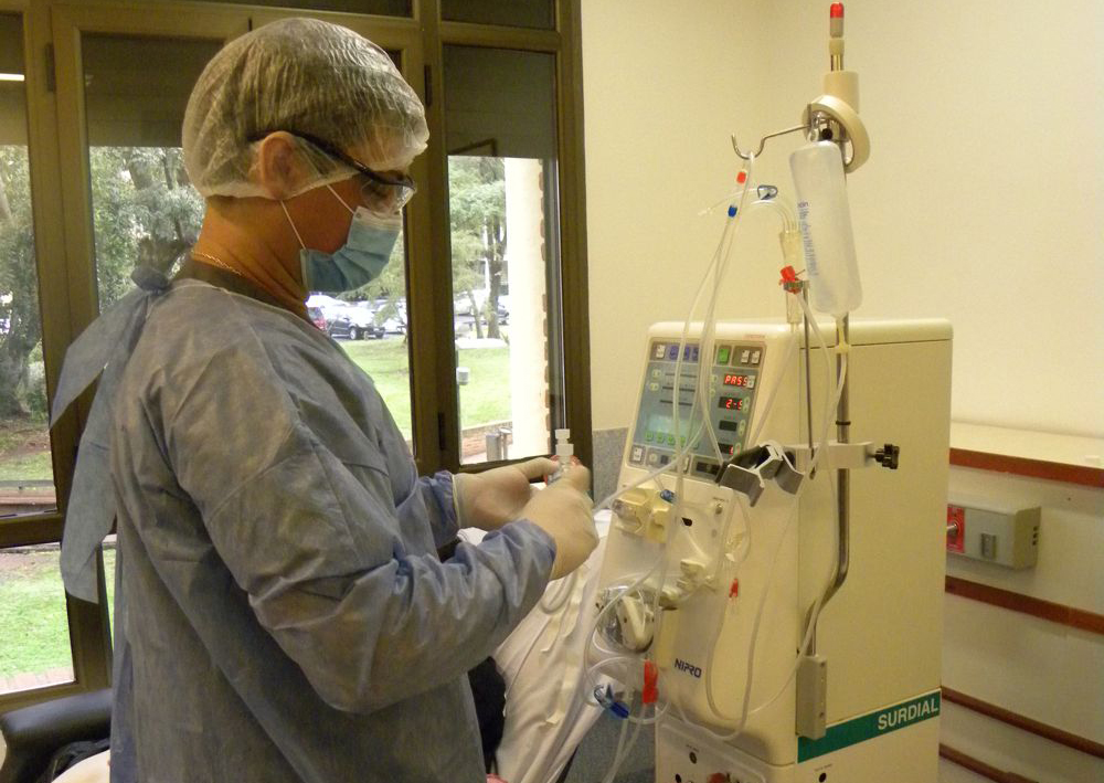 El Servicio de Nefrología y Diálisis realizó más de 5 mil sesiones este año