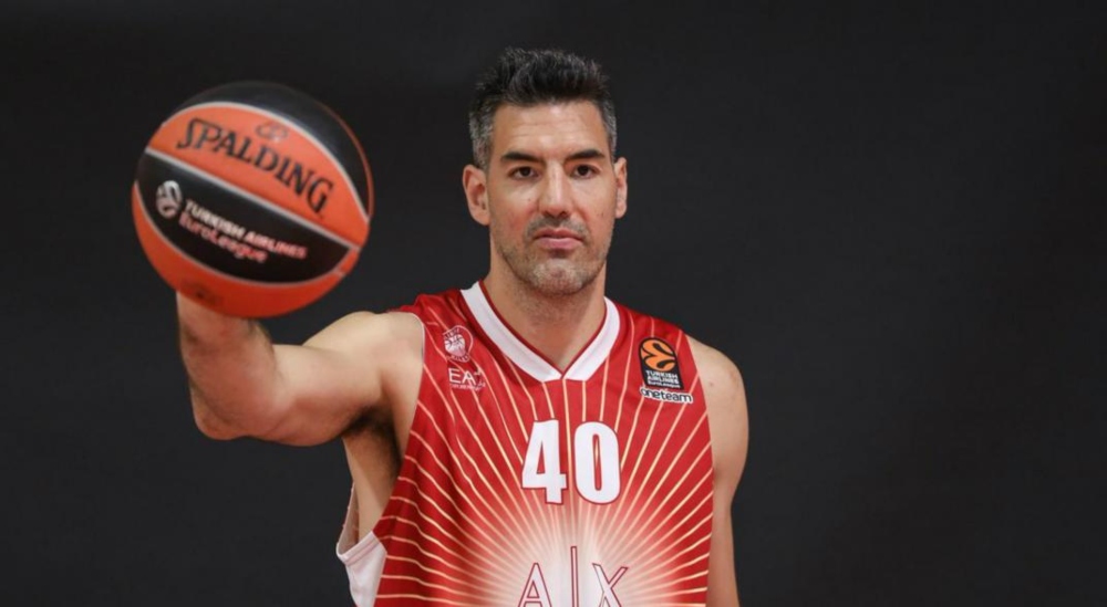Scola se prepara para el debut por la Supercopa de Básquetbol de Italia